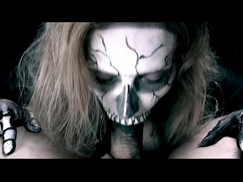 ❤️ ສາວ Demon ດູດ cock ກັບປາກສີດໍາຂອງນາງແລະກືນ cum. ☑ ໜັງໂປ້ພາສາລັດເຊຍ ທີ່ lo.porn-mate.ru ﹏
